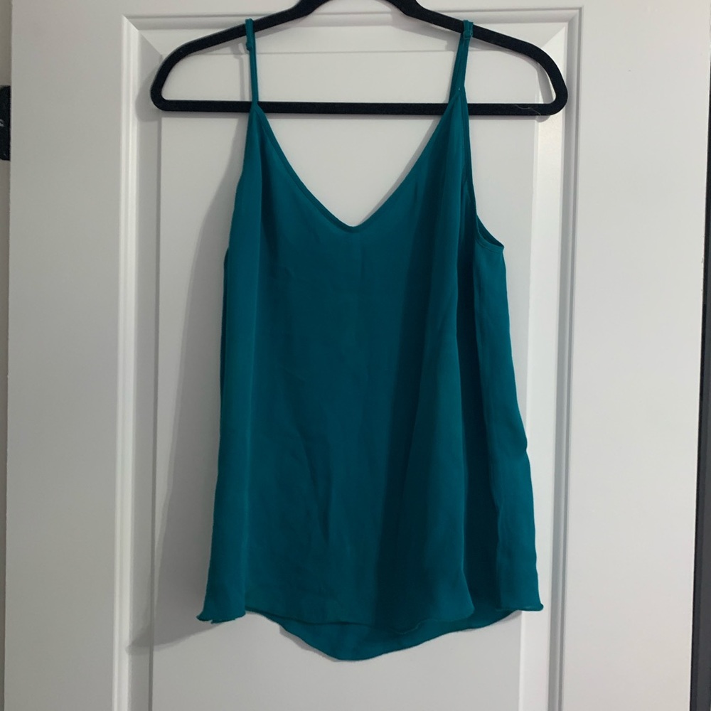 Babton Aritzia Silk V-neck blouse - MEDIUM